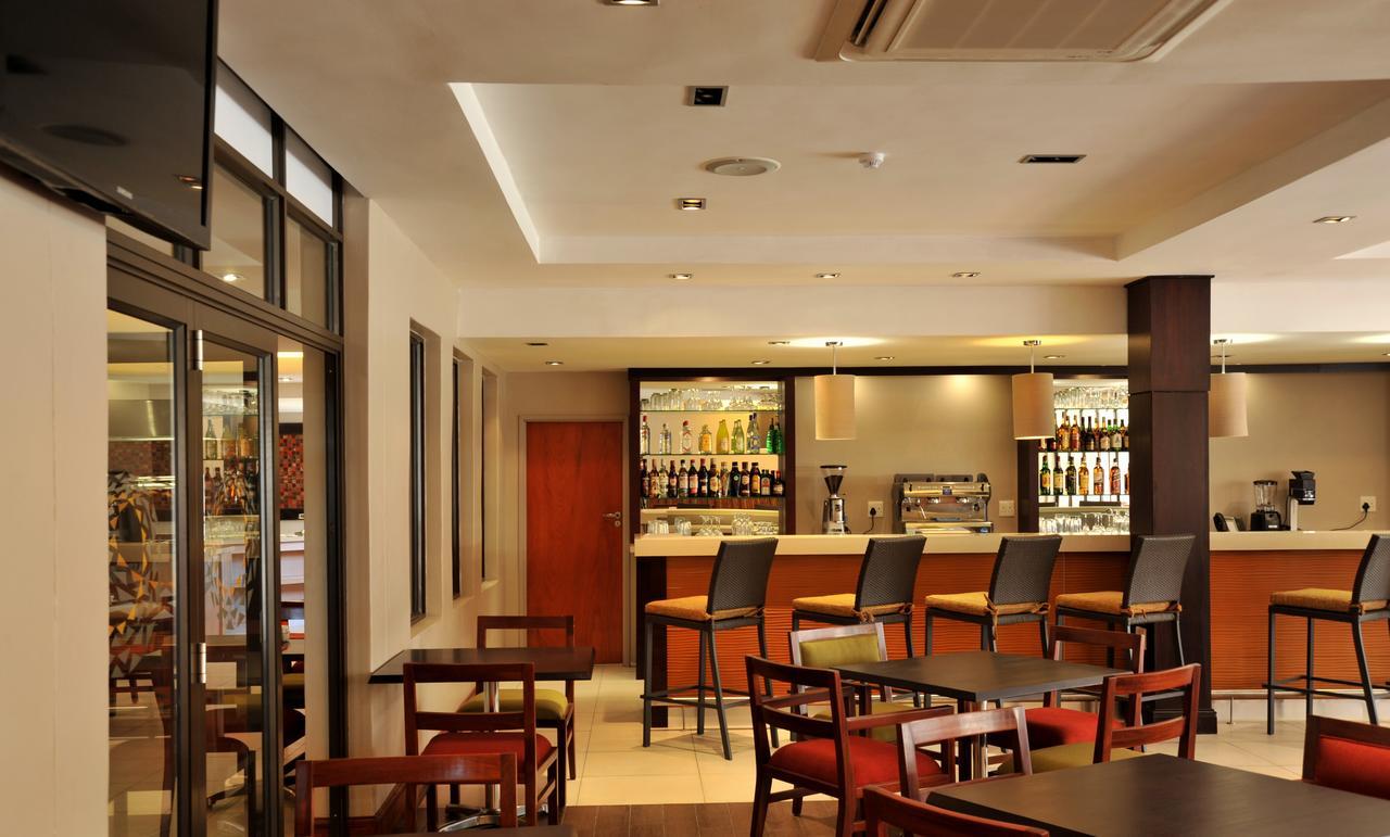 Cresta Mahalapye Hotel מראה חיצוני תמונה