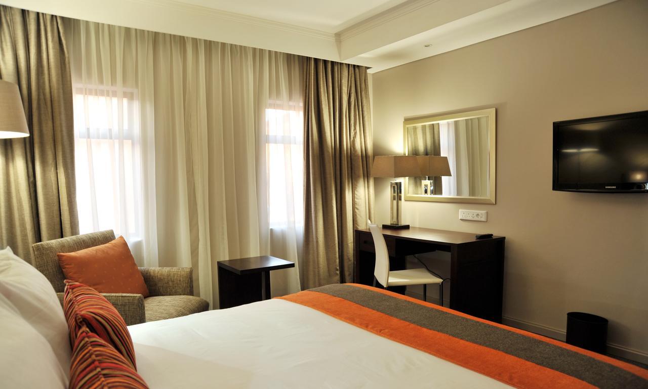Cresta Mahalapye Hotel מראה חיצוני תמונה