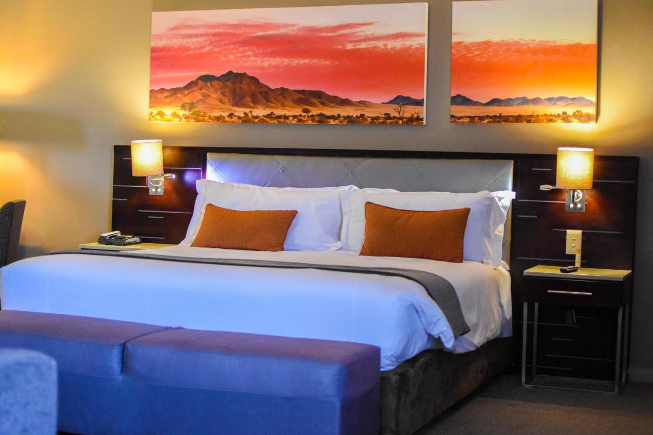 Cresta Mahalapye Hotel מראה חיצוני תמונה